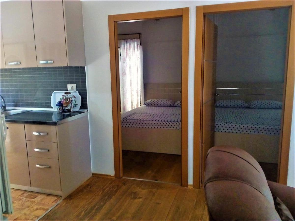 Ramo'S Green Beachside Retreat - Cozy 2 Bedroom Home Wlora Zewnętrze zdjęcie