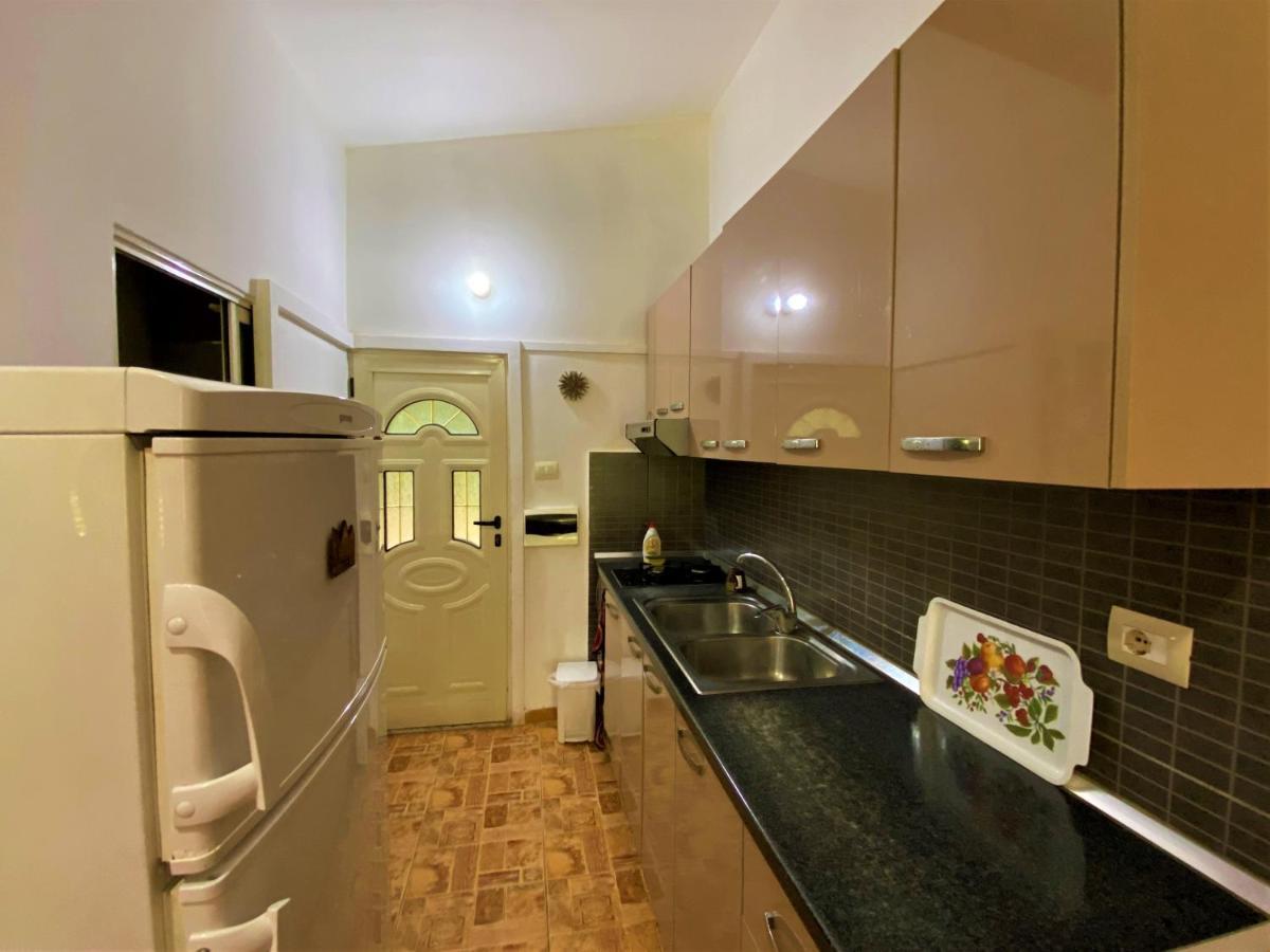Ramo'S Green Beachside Retreat - Cozy 2 Bedroom Home Wlora Zewnętrze zdjęcie